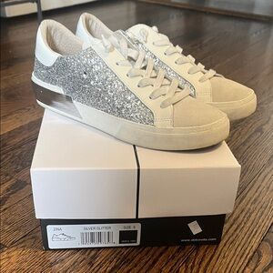 Dolce Vita Women's Silver Glitter Sneakers size 8 MINT CONDITION